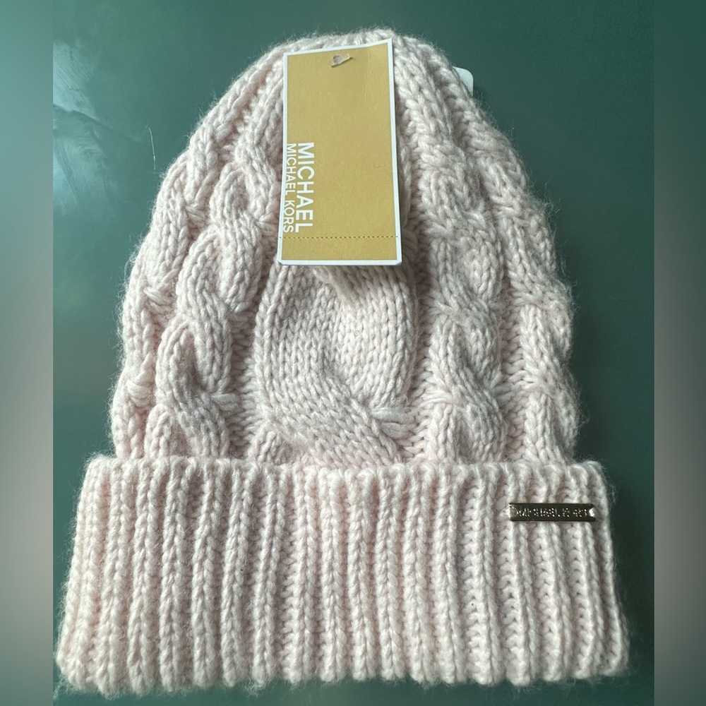 NWT Michael Kors women’s beanie